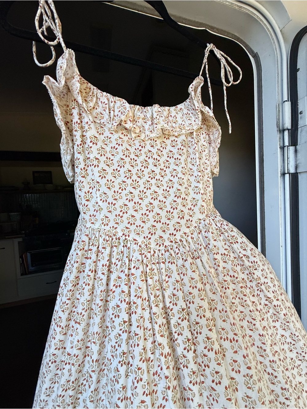 Dôen Wendellin Dress in Elderflower Vine